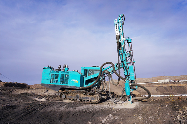 再戰(zhàn)國際領(lǐng)先品牌，山河智能露天液壓鉆車一舉成名