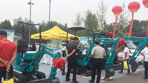 “超美微挖”現(xiàn)身2018微挖峰會，山河智能微挖出口過萬臺
