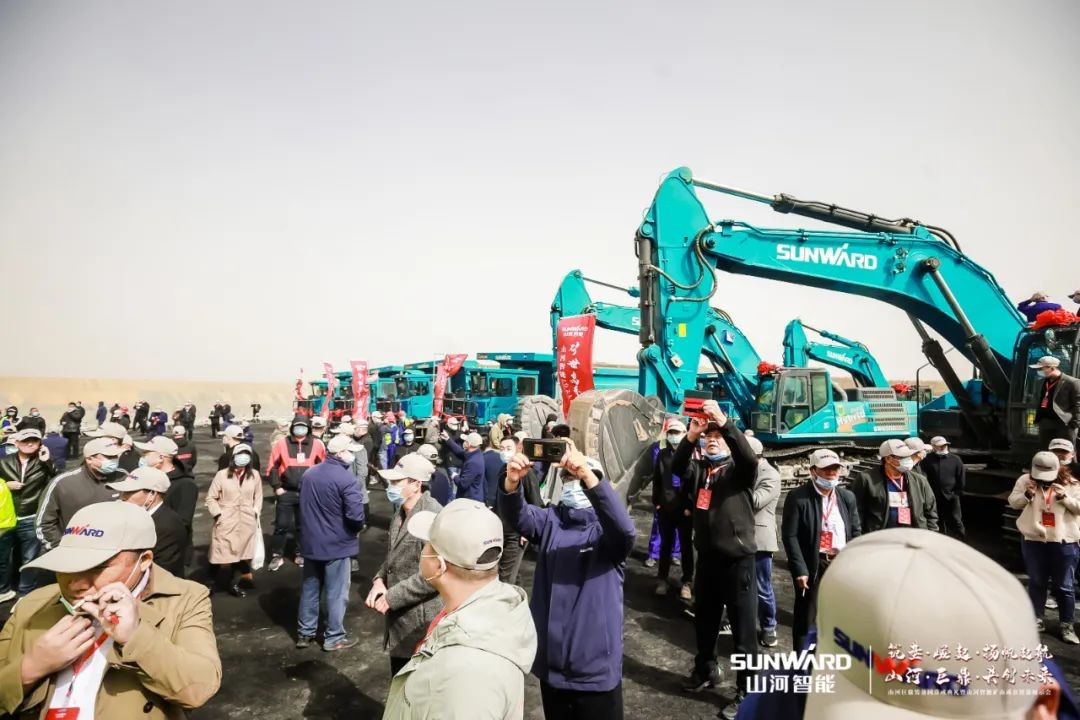 “礦”世高手，齊聚山河智能挖掘機(jī)操作手挑戰(zhàn)賽