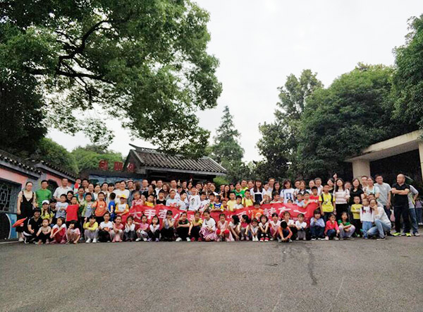 大手牽小手·“頑”轉(zhuǎn)六一，山河智能首次六一親子主題活動(dòng)圓滿舉行