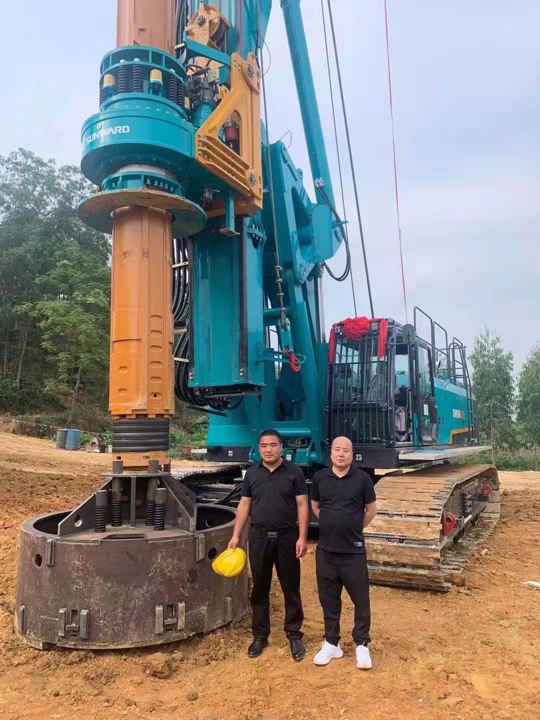 獻(xiàn)力塞上江南！山河智能旋挖鉆機(jī)參建銀昆高速寧夏段 | 百年風(fēng)華筑錦繡山河（4）