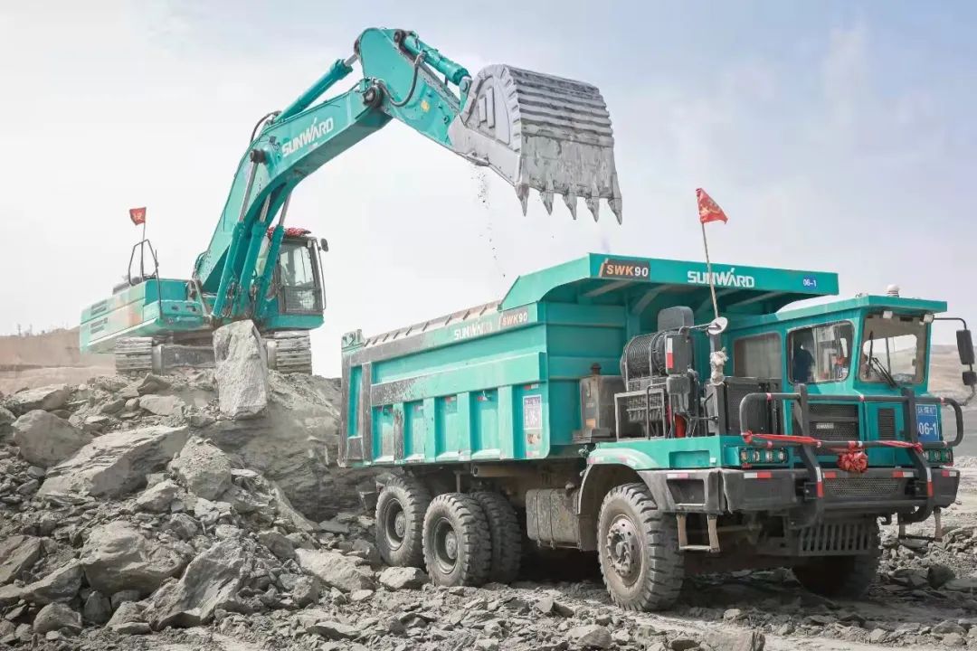 踐行綠色發(fā)展理念！山河智能獲批工信部“工業(yè)產(chǎn)品綠色設(shè)計(jì)示范企業(yè)”