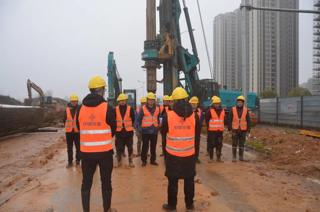 鉚足“虎”勁加油干！山河智能掀起復(fù)工復(fù)產(chǎn)熱潮