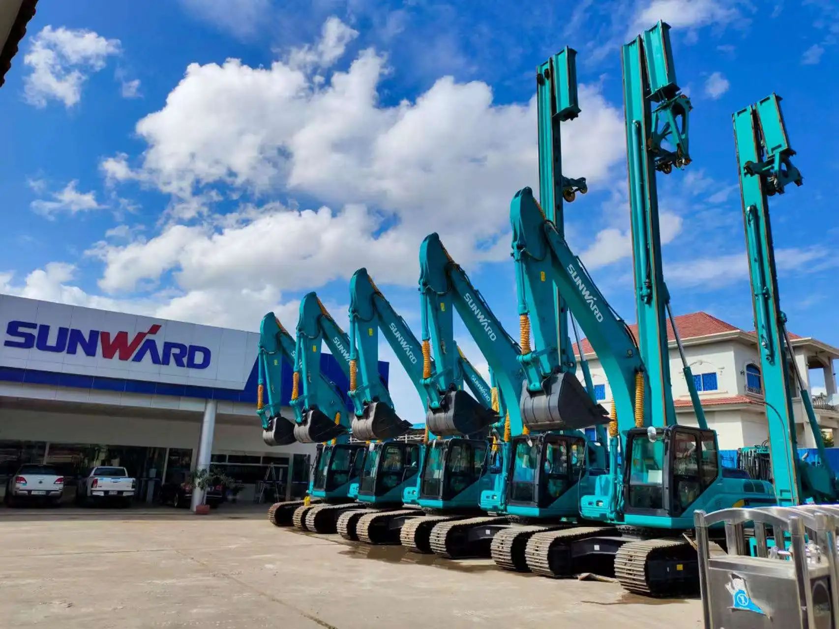 廣州工控集團黨委書記、董事長景廣軍率隊考察山河智能柬埔寨子公司