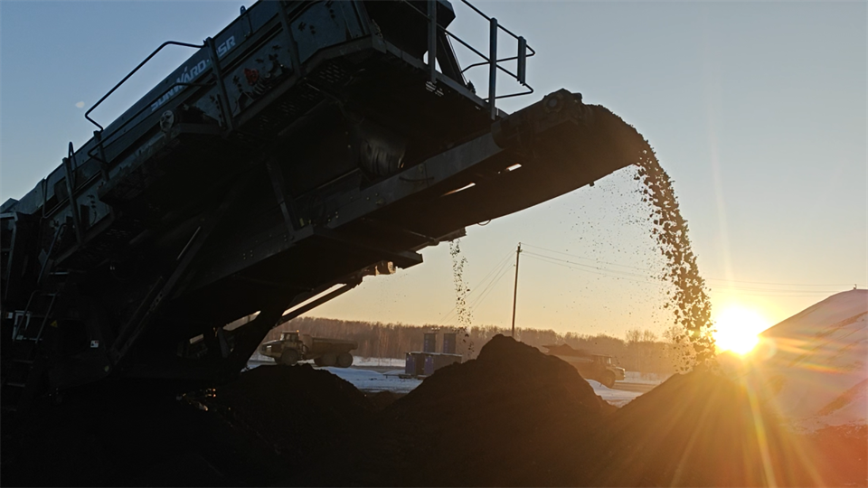 不懼-30℃極寒挑戰(zhàn)，山河普石勒破碎篩分設(shè)備穩(wěn)定運行！